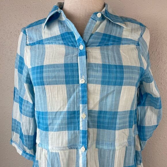 NWT Love Fire Button Down Blue and White Top Size M - Picture 2 of 8